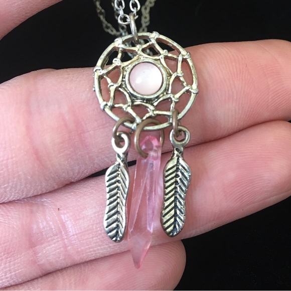 Vintage Dreamcatcher Necklace - Picture 2 of 10